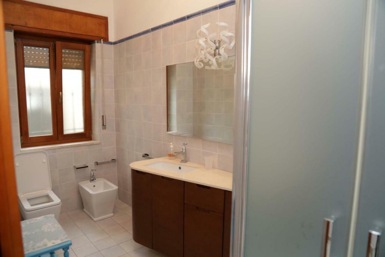 Luxury Apt Apartment Calasetta Ngoại thất bức ảnh