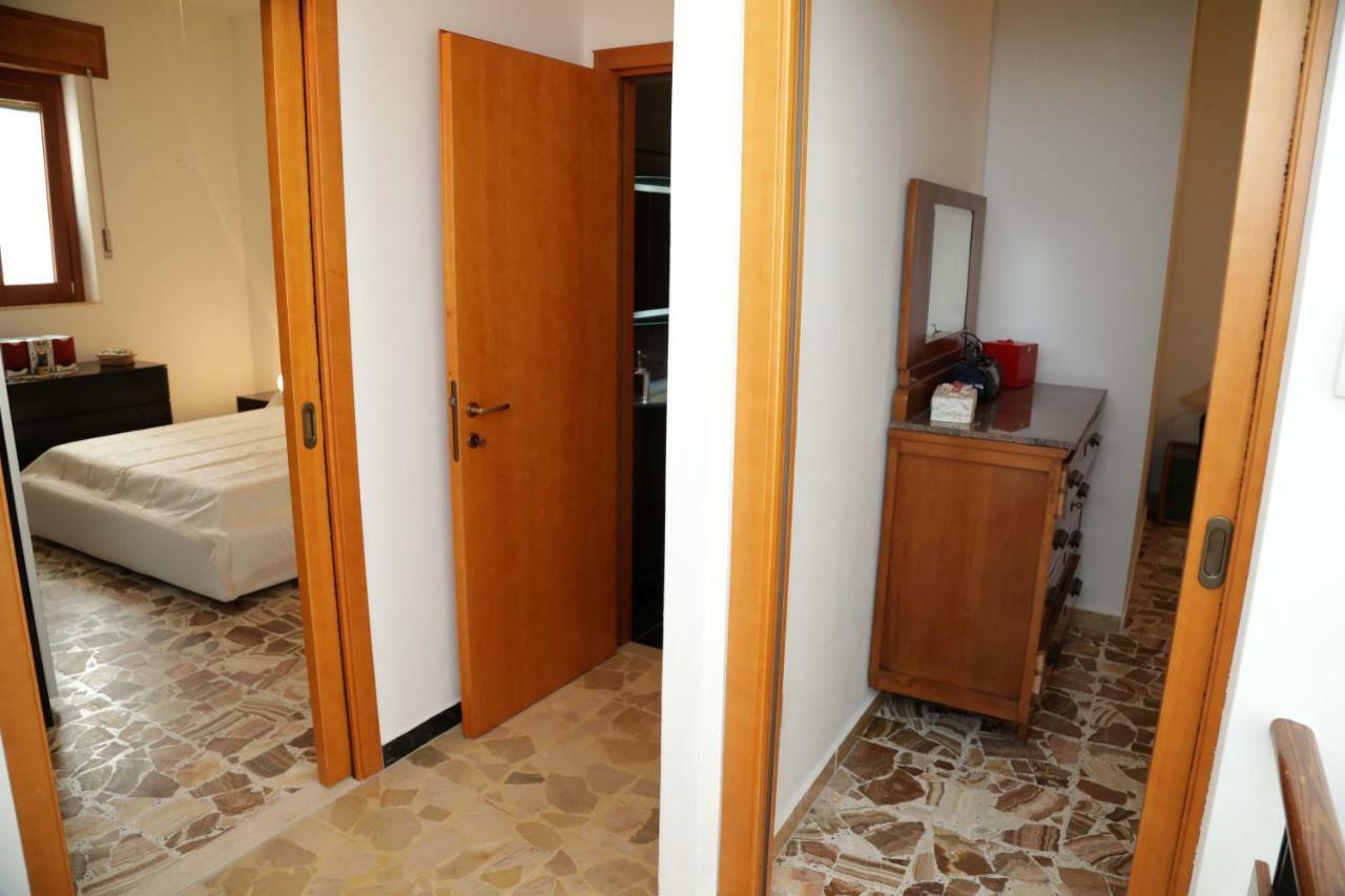 Luxury Apt Apartment Calasetta Ngoại thất bức ảnh
