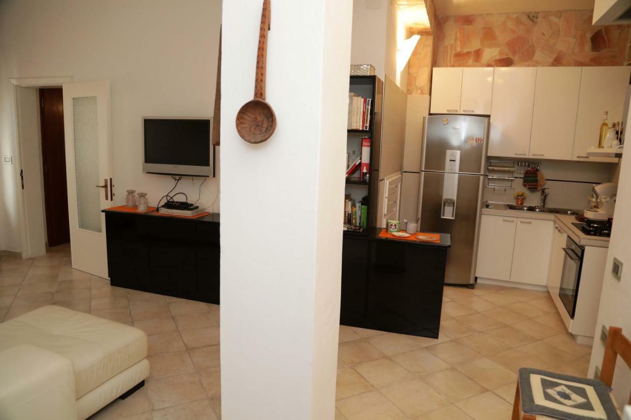 Luxury Apt Apartment Calasetta Ngoại thất bức ảnh